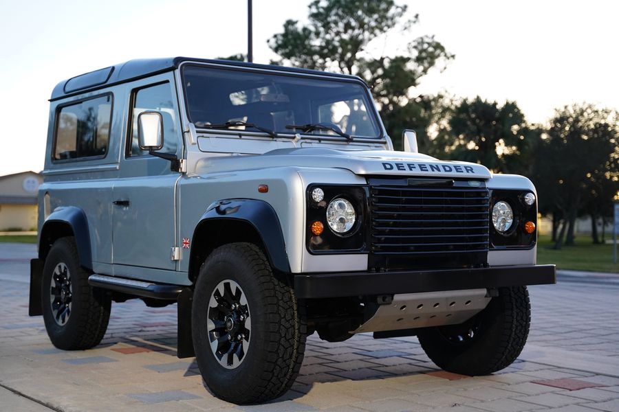 SOLD! 1995 Land Rover Defender 90 - LHD - ROW