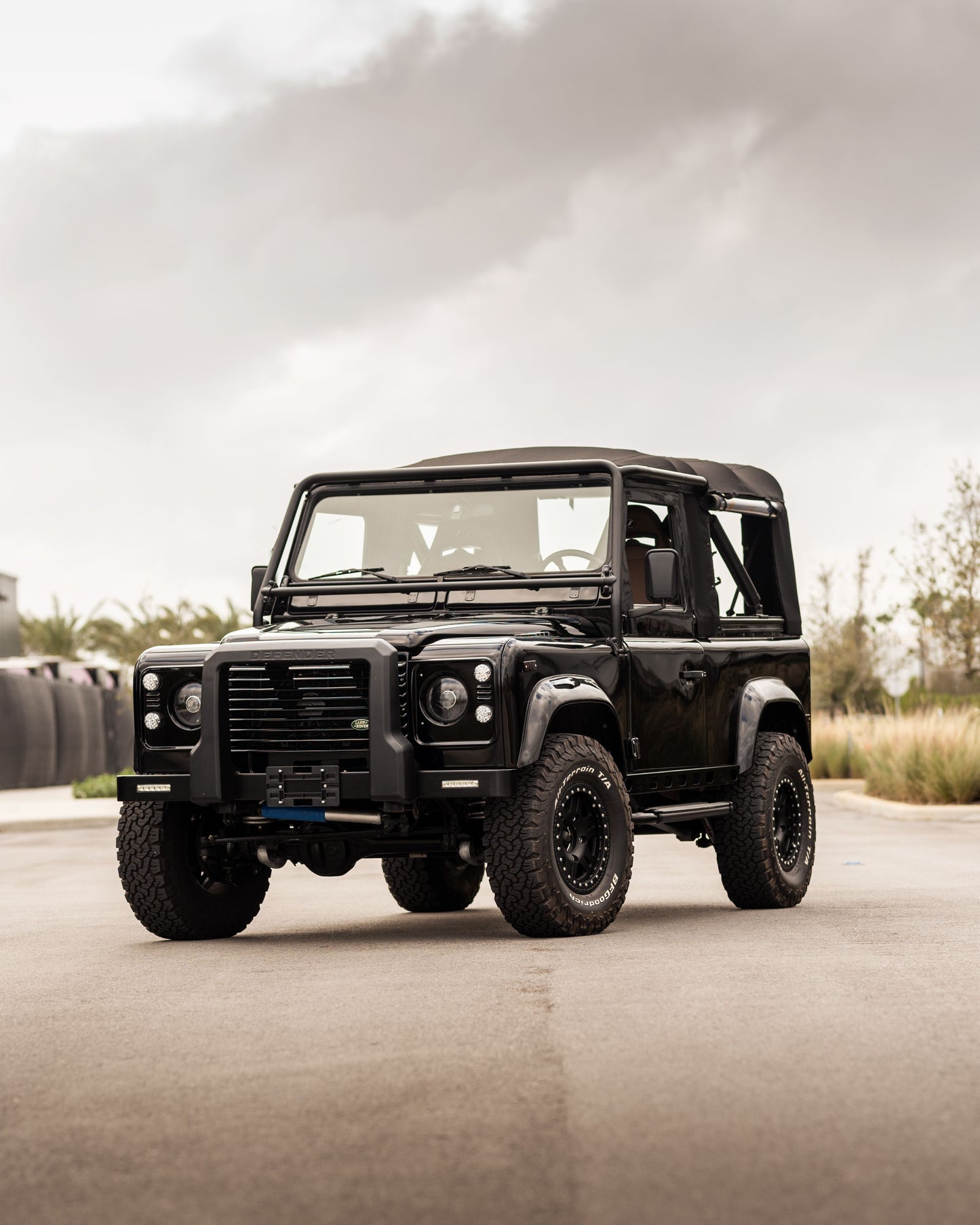 SOLD! 1995 Land Rover Defender 90 NAS